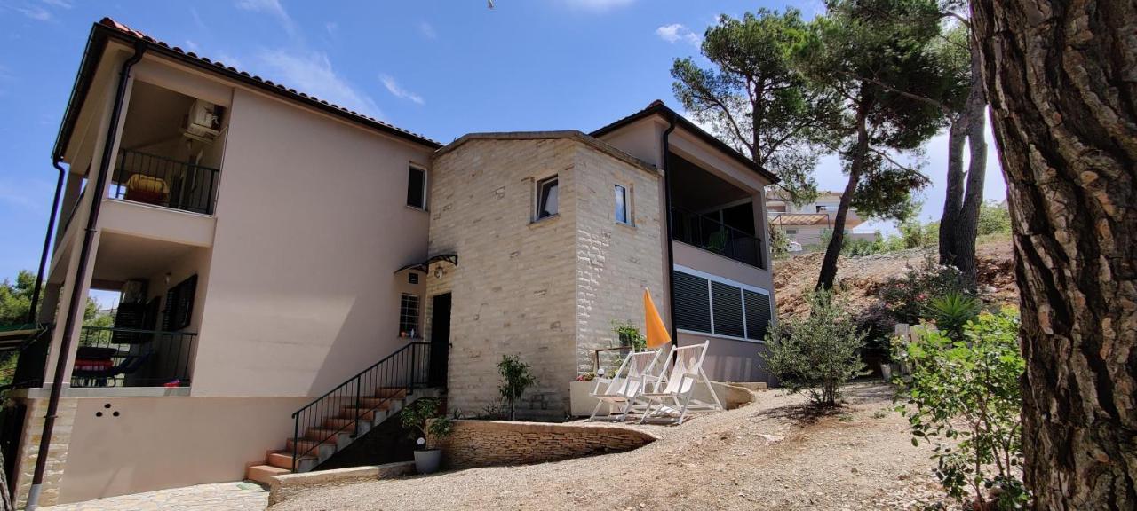 Villa Paula Муртер Екстериор снимка